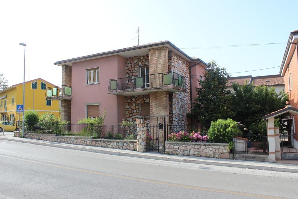 4 Pini Apartman Ancona Kültér fotó